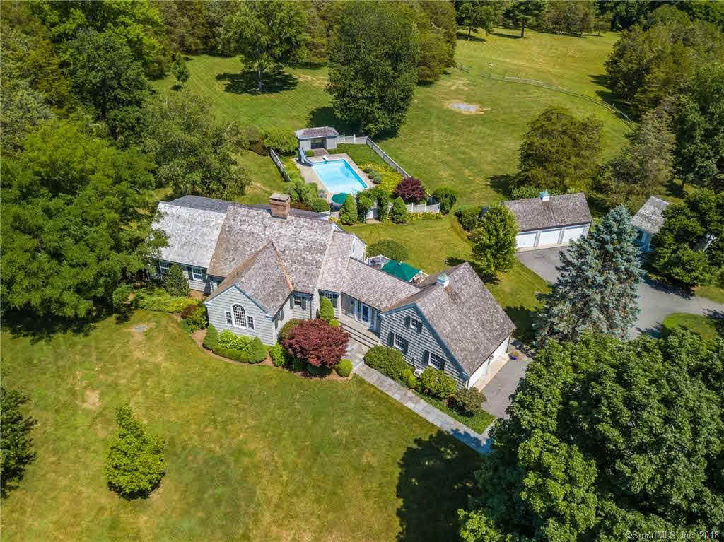Building photograph for 300 INDIAN MOUNTAIN ROAD